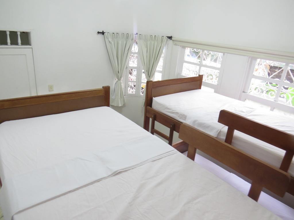 מדיין Hostal Casa Prado מראה חיצוני תמונה