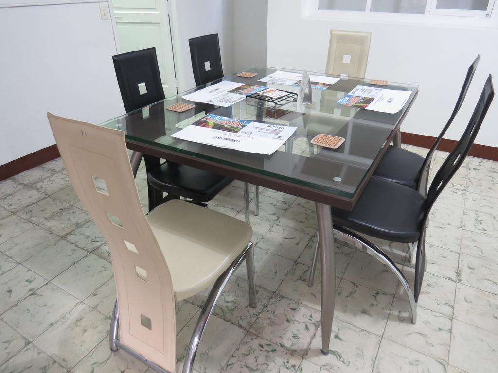 מדיין Hostal Casa Prado מראה חיצוני תמונה